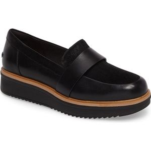 Clarks Women’s Black Leather Loafer